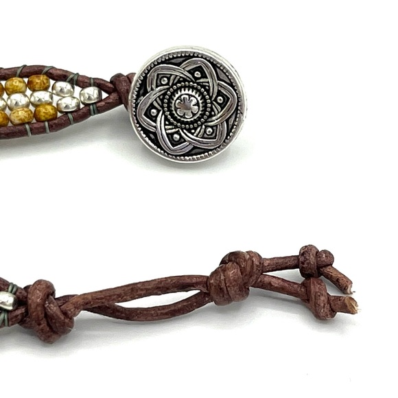 HAND CRAFTED Brown Beaded Leather Apple Watch Strap - Picture 4 of 6